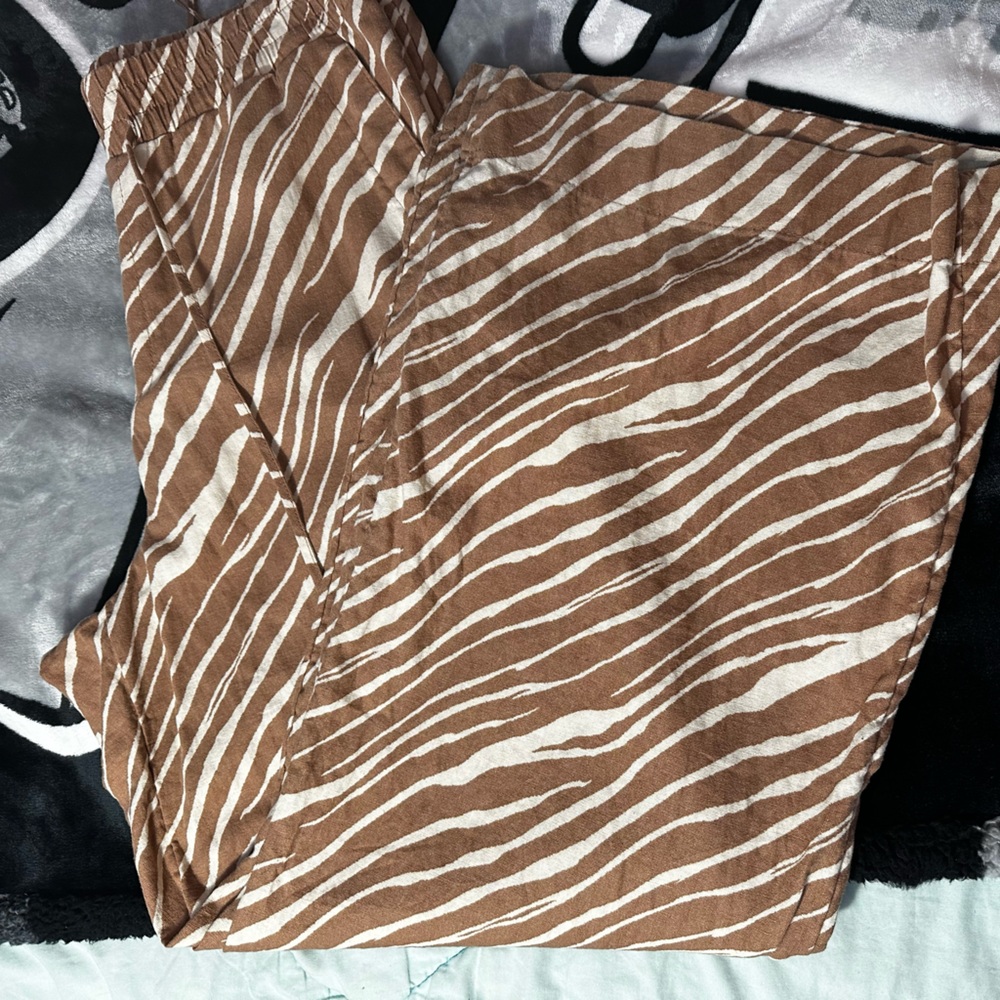 Target wide leg casual pant worn twice sz L